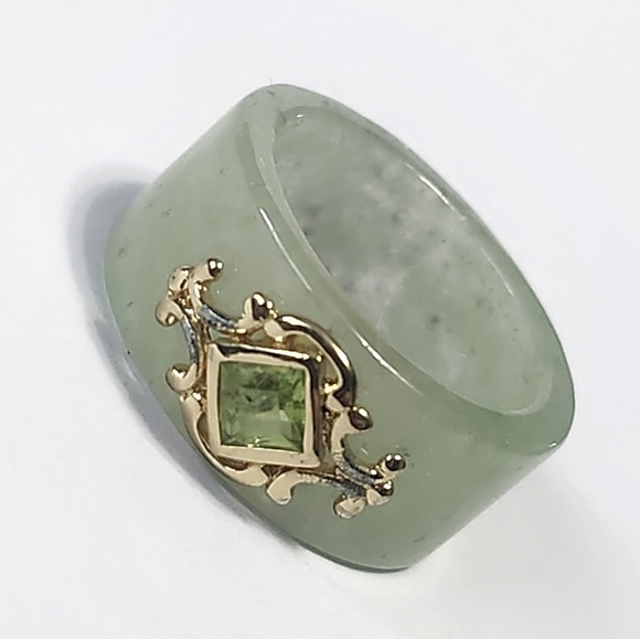 Peridot Jade Gold over Silver Wide Band Ring size 7 - Picture 4 of 5
